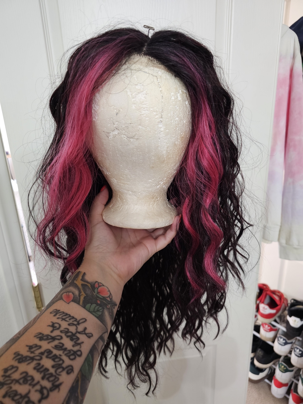 Lace Front Pink Highlighted Black Wavy Womens Wig